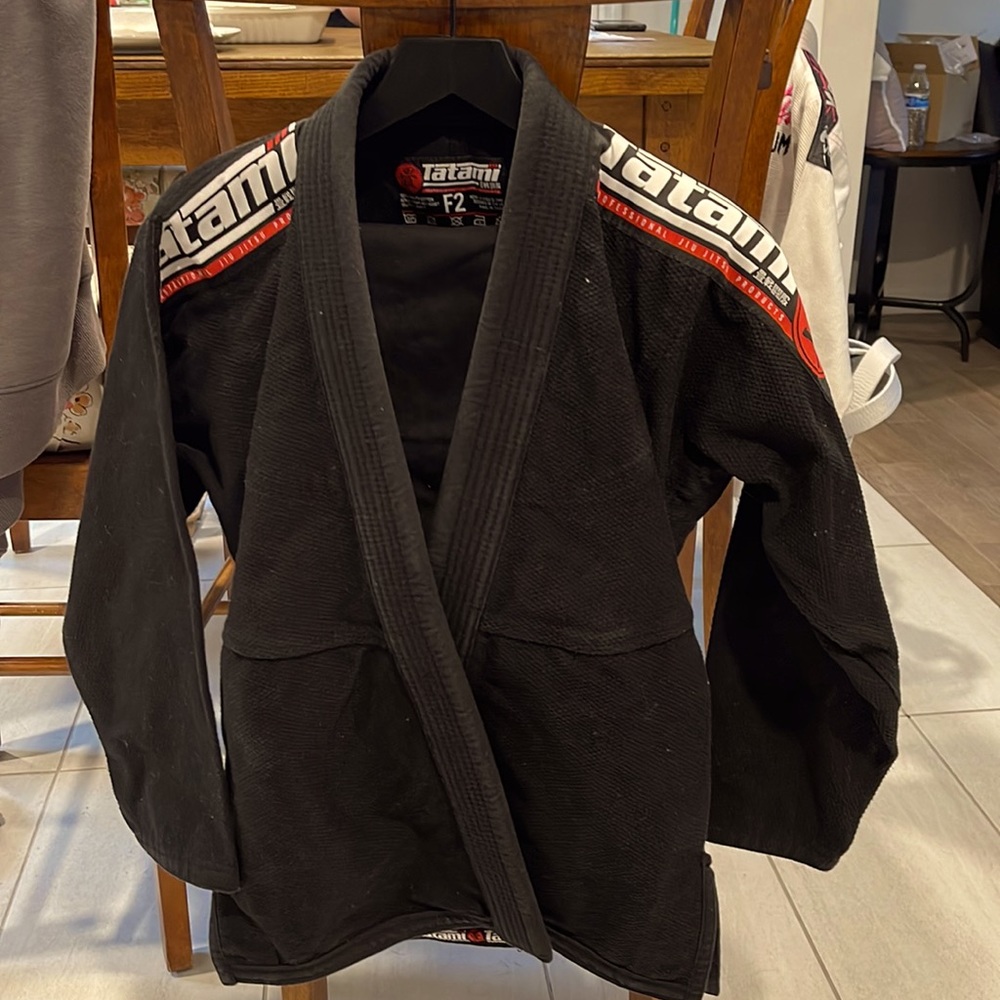 Black tatami GI size F2.